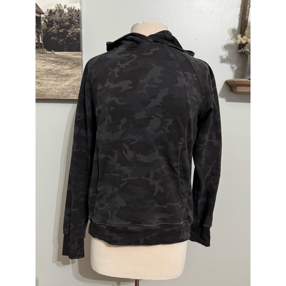 Lululemon Scuba‎ Pullover Incognito Camo Multi Grey women's size 6